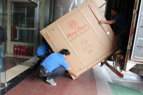 博尔塔拉钢琴贵重工艺品无忧运